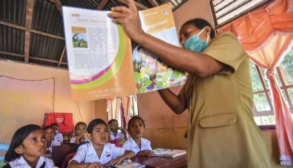 Mendikdasmen Tegaskan Guru Sekolah Rakyat Diambil dari Tenaga Pengajar Aktif, Bukan Rekrutmen Baru