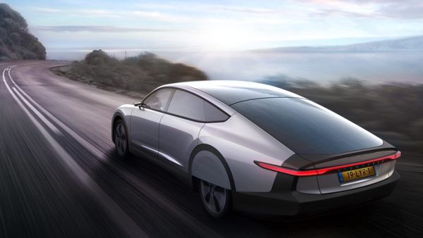 Mobil Listrik Tesla Siap-siap Tergeser, Lightyear Bakal Rilis Mobil Bertenaga Surya