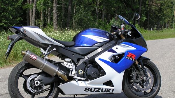 Inilah Kelebihan Suzuki GSX-R1000 yang Masih Banyak Diminati Pecinta Motor Sport