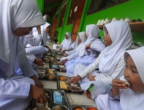 Para Menteri Kabinet Merah Putih Bakal Tinjau Langsung Peluncuran Makan Bergizi Gratis Hari Ini