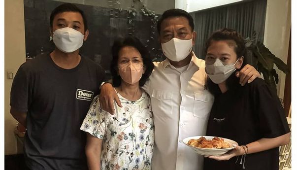 Patungan di Ultah Moeldoko, Terkumpul Rp150 Juta untuk Petugas Pemakaman Covid