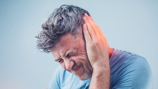 Apa Penyebab Telinga Sakit dan Bagaimana Cara Mengatasinya?