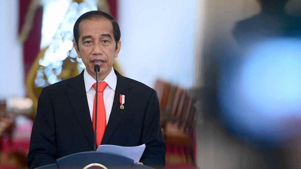 Presiden Jokowi: Berikan Perhatian Khusus Terkait Lapangan Kerja