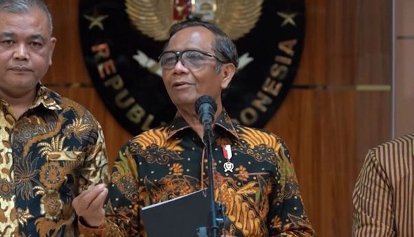 Mahfud MD Sebut MK Tak Berwenang Ubah Usia Capres-Cawapres, Gugatan Seharusnya Tak Diterima