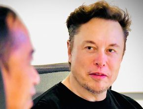 Demi Bungkam Pelecehan Seksual Elon Musk, SpaceX Rela Bayar Pramugari Rp3,6 Miliar