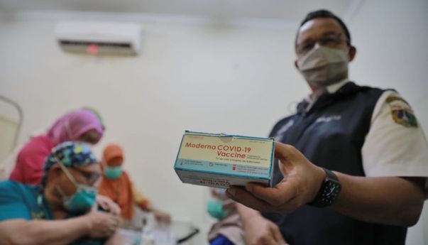 Sudah 124 Ribu Tenaga Kesehatan di DKI Disuntik Moderna, Anies: Akhir Agustus Semua Sudah Divaksin Dosis Ketiga