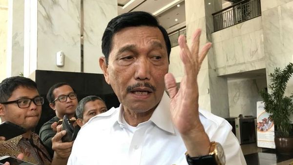 Berita Terbaru: Luhut Minta KPK Tak Berlebihan Periksa Kasus Edhy Prabowo