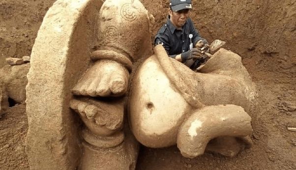 Berita Jateng: Selain Undak-undakan, Arkeolog Juga Pernah Temukan Arca Ganesha di Dieng