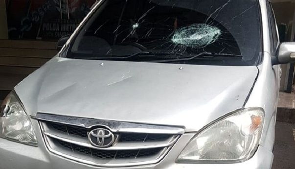 Ini Mobil yang Digunakan Pendukung Habib Rizieq di Tol Cikampek Lawan Polisi
