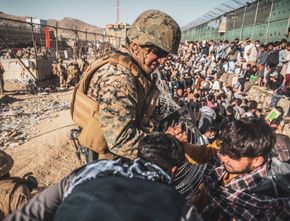 Peringatan AS! Waspada Serangan Susulan Sangat Serius di Sekitar Bandara Kabul