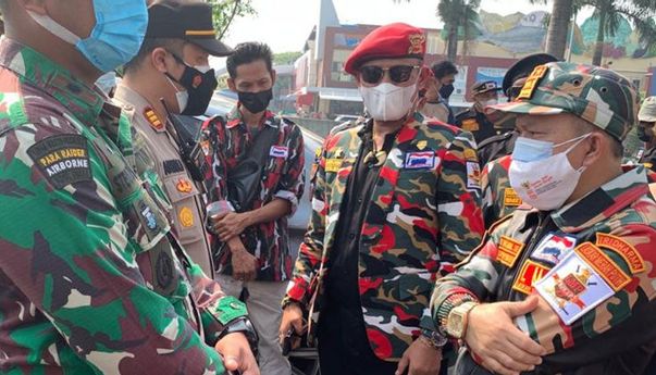 Memahami Persoalan Larangan Pemasangan Merah Putih di Pantai Indah Kapuk yang Bikin Trending