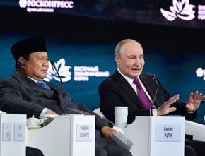 Siapkan Rencana Investasi Pabrik Pupuk Urea di Vladivostok, Prabowo Subianto Sambangi Rusia!
