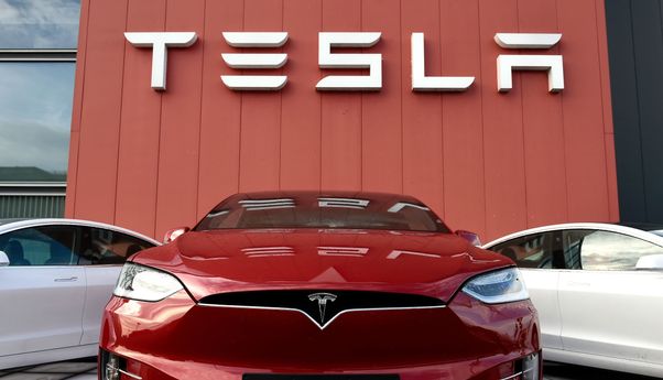 Parah! Tesla Operasikan Pabriknya di Tengah Pandemi