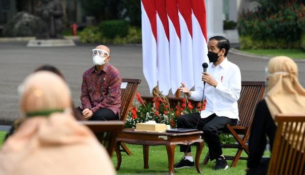 'Saya Ngomong Apa Adanya, Bukan Nakutin', Memang Apa yang Dibilang Jokowi ke Pengusaha Mikro?