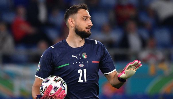 Gianluigi Donnarumma Langsung Kena Mental Usai Disoraki Milanisti