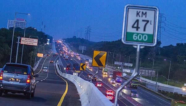 Arus Mudik Meningkat, Tercatat 325 Ribu Kendaraan Keluar Jabotabek H-9 Lebaran