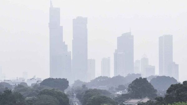 Jakarta Menempati Peringkat Keenam Kota dengan Kualitas Udara Terburuk di Dunia