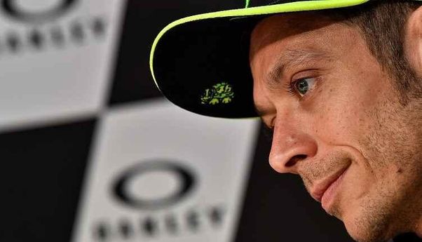 Tampil Jeblok di MotoGP 2020, Valentino Rossi Salahkan Ban