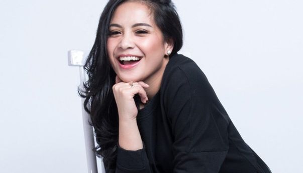 Nagita Slavina Cantik Meski Pakai Tanktop Terbalik Seharga Rp2 Juta, Netizen: Seharga Pendaftaran TK