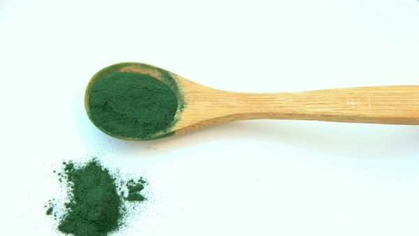 6 Manfaat Masker Spirulina untuk Kecantikan