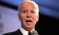 Kelayakan Joe Biden sebagai Presiden AS Dipertanyakan usai Insiden Jatuh di Panggung
