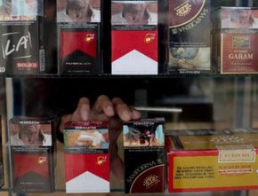 Harga Rokok Masih Tetap Stabil Meski Tarif Cukai Naik