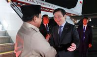 Tiba di Singapura, Prabowo Disambut Langsung oleh Perdana Menteri Lawrence Wong