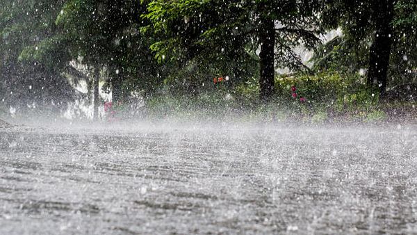 Hati-Hati, Hari Ini Puncak Hujan Jabodetabek Dimulai