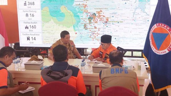 Bupati Herman Ajak Warga Korban Gempa Cianjur Kembali ke Rumah Masing-masing