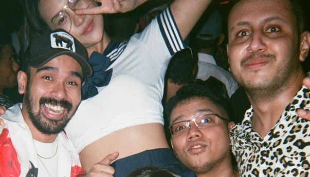 Anya Geraldine Pamer Foto Seksi Halloween, Netizen Salah Fokus