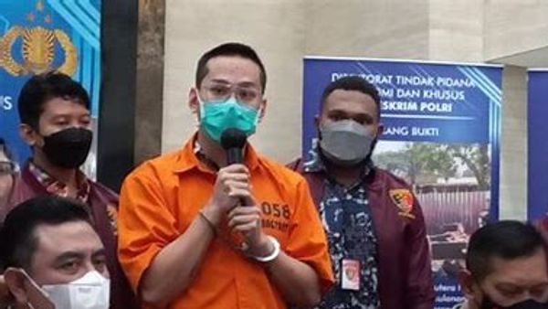 Indra Kenz Menyesal: Tidak Ada Niat Merugikan Orang, Orang Tua Saya Tidak Pernah Mengajarkan Saya Menipu