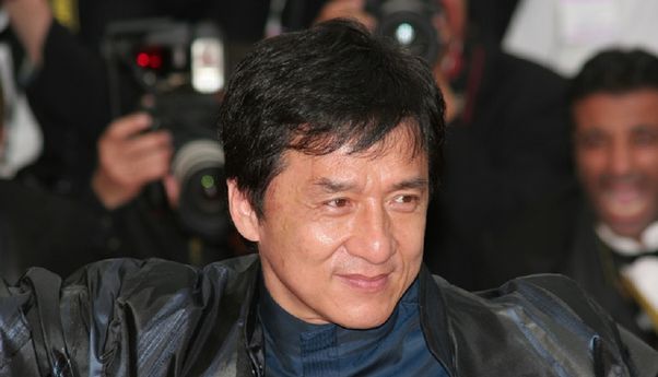 Bongkar Sisi Gelap Jackie Chan, Pernah Selingkuh hingga sering Kunjungi PSK di Bilik No. 9