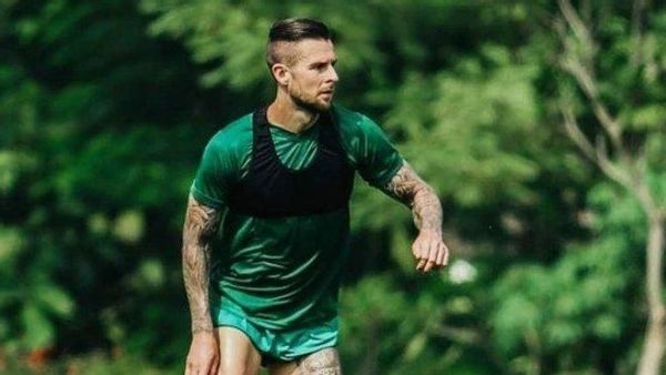 Belum Gabung Latihan Bareng PSS Sleman, Aaron Evans: Masih Menunggu Visa Rampung
