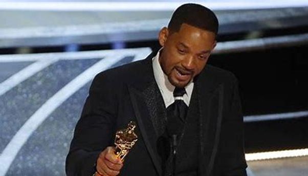 Pertama Kali! Will Smith Menangkan Piala Oscar sebagai Aktor Terbaik, Tak Kuasa Menahan Tangis