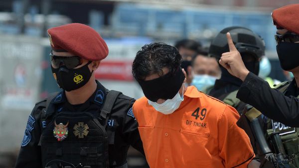 Densus 88 Antiteror Tangkap Terduga Teroris Afiliasi JI di Lampung