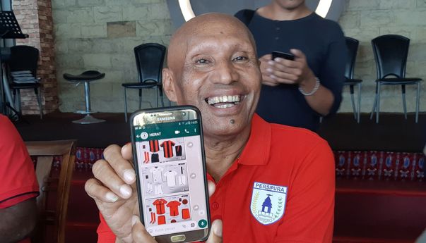 Luncurkan Jersey Baru, Ketum: Jangan Vonis Hasil Persipura Berdasarkan Warna Jersey