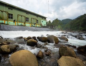 Inovasi Energi Terbarukan: PLTA Mikrohidro Lebakbarang Pekalongan Menghasilkan Listrik Bersih
