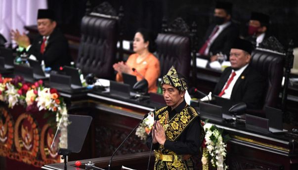 RUU Banyak Ditentang, Jokowi Berharap Pemulihan Ekonomi lewat Omnibus Law