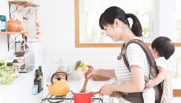 Mom, Ini Masalah Tulang yang Kerap Menyerang Ibu Rumah Tangga