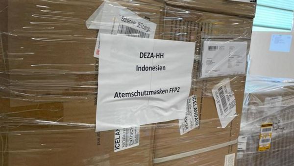 Swiss Kirim Bantuan 13 Ton Peralatan Medis, Sampai Sewa Pesawat Khusus