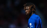 Kepergok Pesta di Tengah Lockdown, Pemain Everton Moise Kean Didenda Miliaran