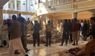 Sedikitnya 59 Orang Tewas Dalam Bom Bunuh Diri di Masjid Pakistan, Ratusan Lainnya Kritis