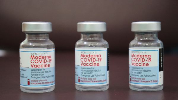 Jepang Setop Suntikan 1,63 juta Vaksin Moderna, Ditemukan Partikel Baja di Dalam Botol