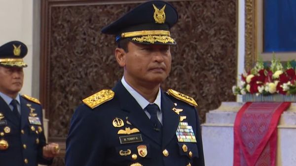 Presiden Jokowi Resmi Lantik Marsdya Tonny Harjono sebagai KSAU Gantikan Marsekal Fadjar Prasetyo