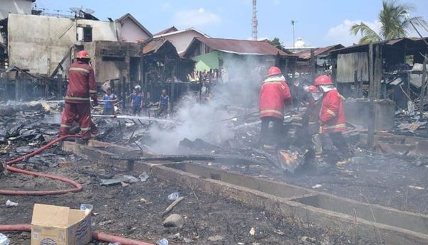 Kebakaran Hanguskan 30 Rumah di Jambi, Diduga Akibat Kompor Gas Meledak