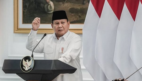 Presiden Prabowo Bantah Jadi Presiden Boneka: Seolah Pak Jokowi Tiap Malam Telepon Saya