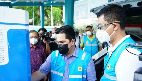 Erick Thohir Pamer Kecanggihan Hyundai Ioniq, ke Mana Mobil Anak Bangsa?