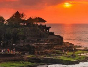 Awali Malam Hari Anda dengan Mengunjungi Tempat Berburu Sunset di Bali