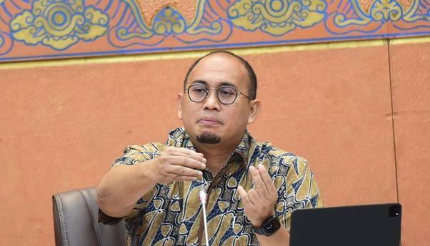 Kereta Cepat JKT-BDG Pakai 100% Rel Buatan China, Andre Rosiade: Indonesia Tidak Mampu? Kan Gampang Bikin Rel, Besi Gitu Doang