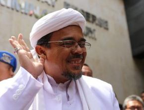 Terbaru: Habib Rizieq Akan Segera Pulang ke Indonesia, Ingin Nikahkan Anak Jadi Alasan Kepulangannya